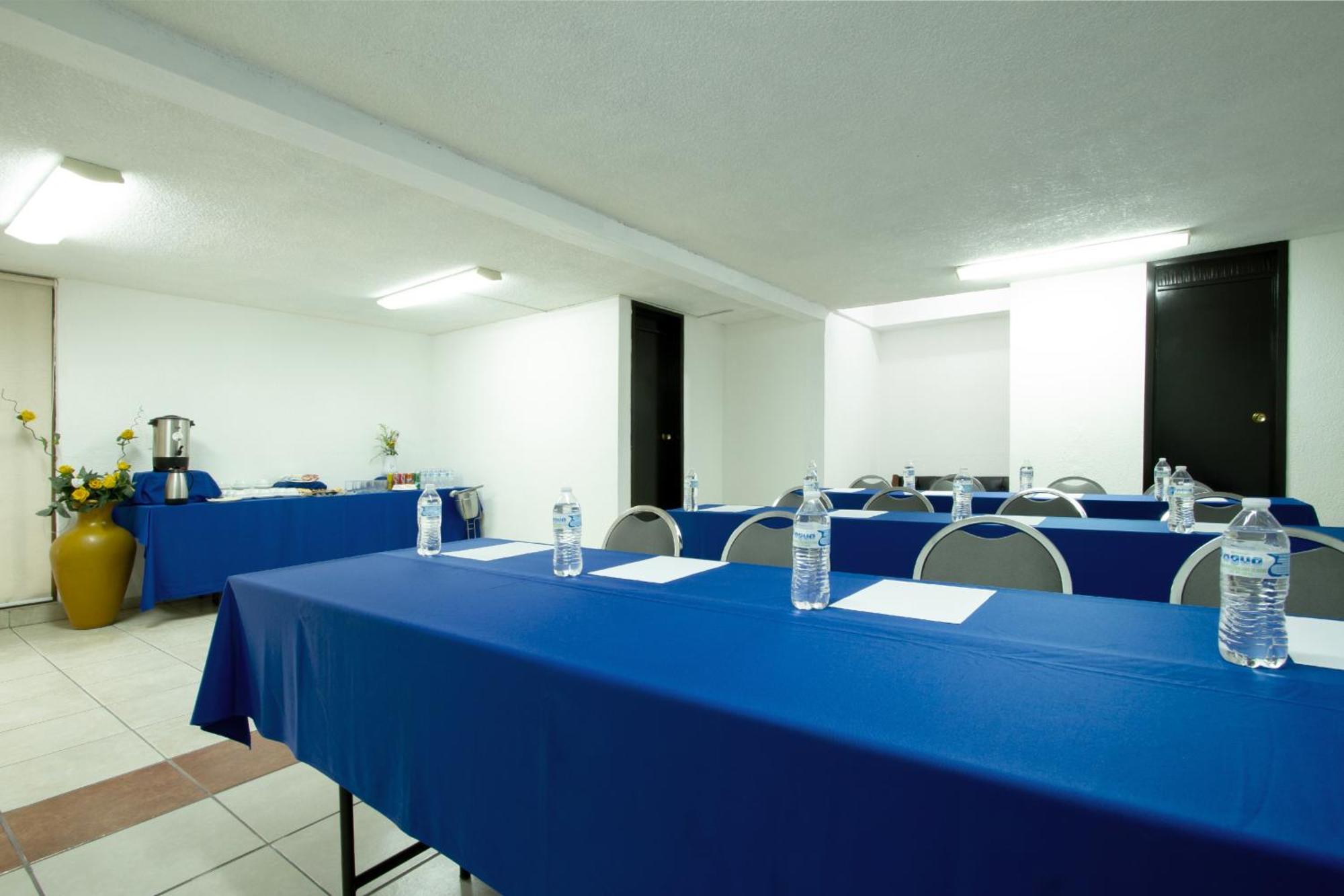 Hotel Bedd Express Queretaro Exterior photo